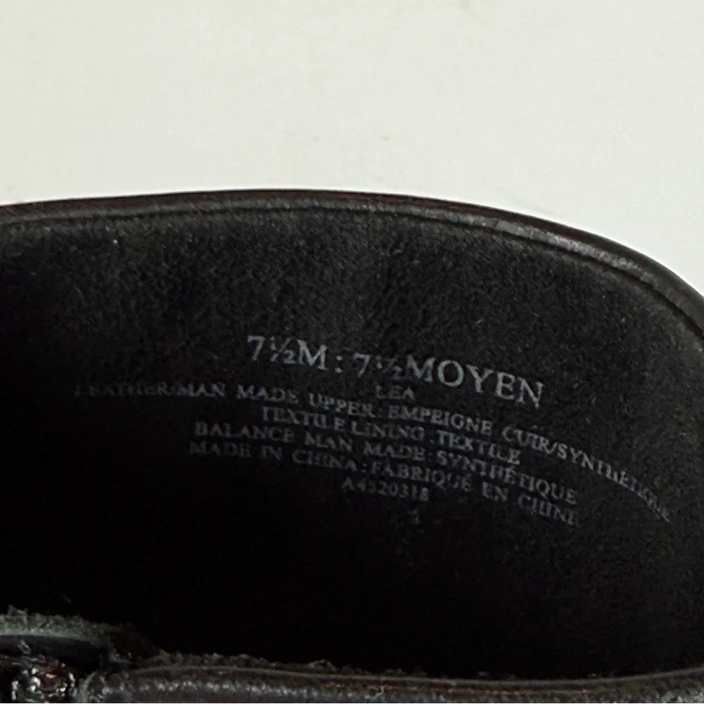 Halston Boots Women’s‎ Black Leather Ankle Boots Size 7.5